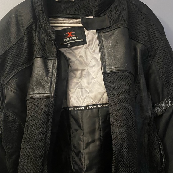 Heavy duty motorcycle jacket - Picture 2 of 5